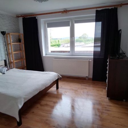 Wygodny Apartament Blisko Morza Lokciowe Exterior photo